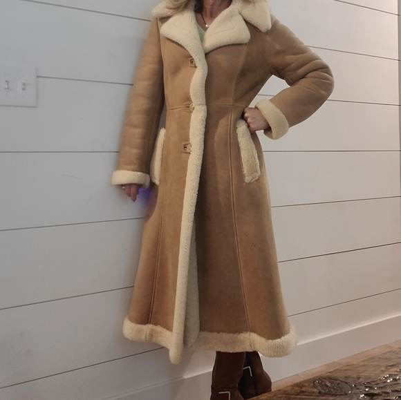 Shearling long coat - Picture 6 of 17